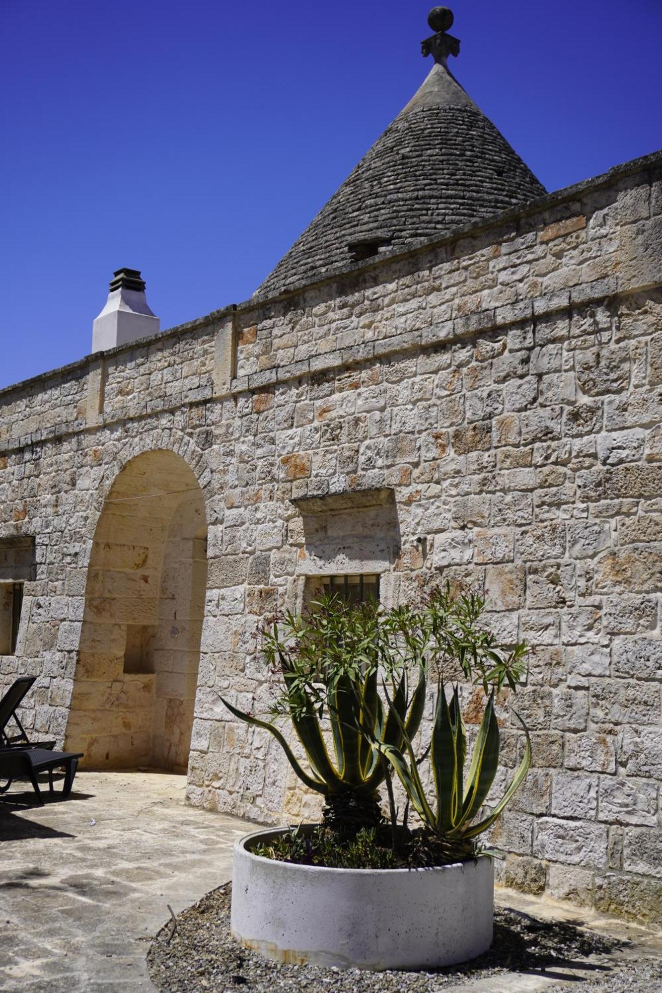 Villa Trullo Amico Cisternino Esterno foto