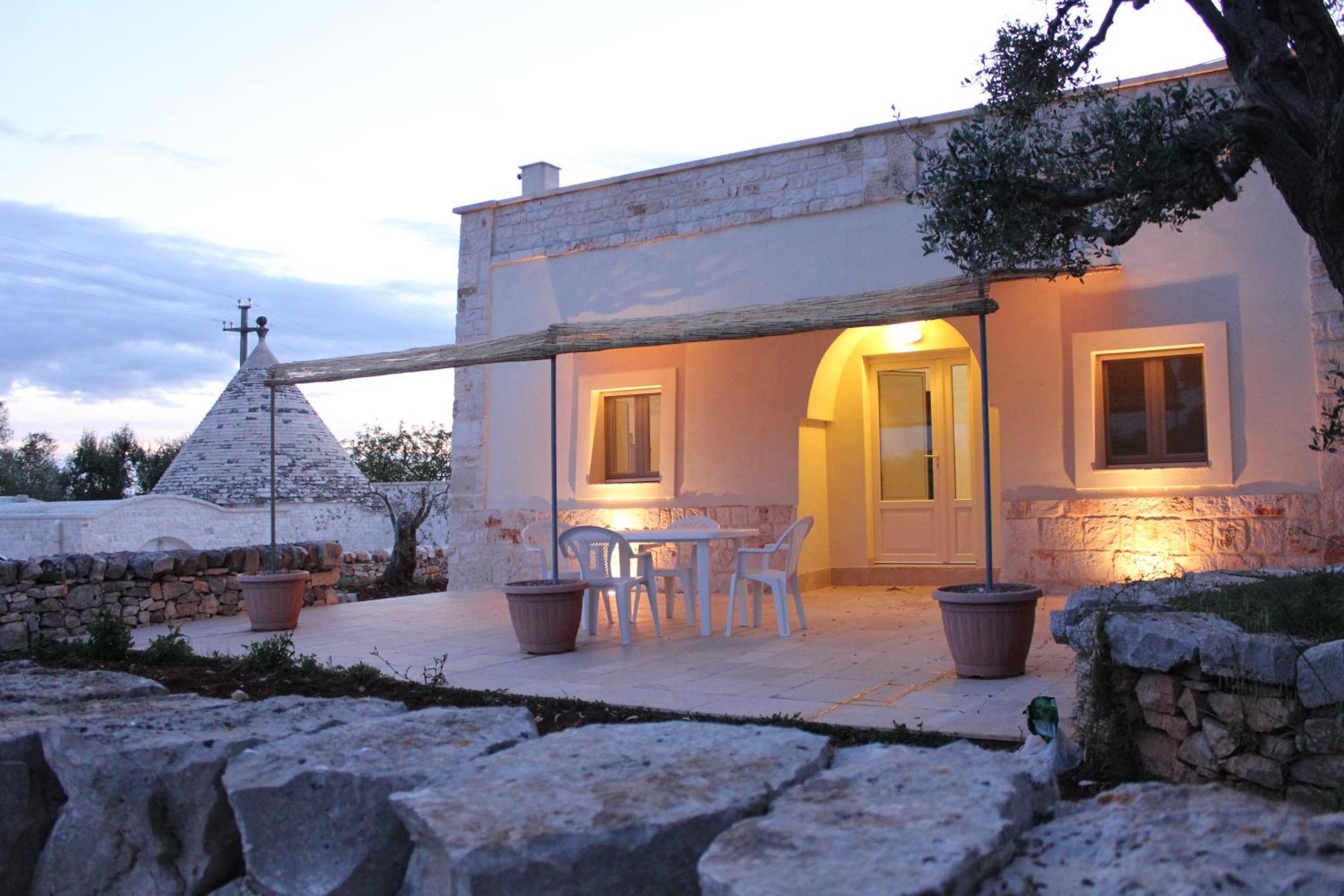 Villa Trullo Amico Cisternino Esterno foto